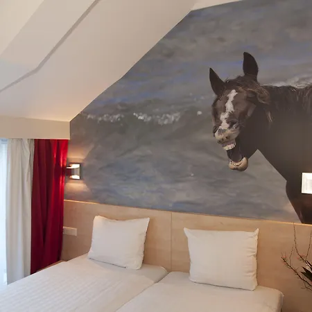 Hotel Iron Horse Amsterdam-2