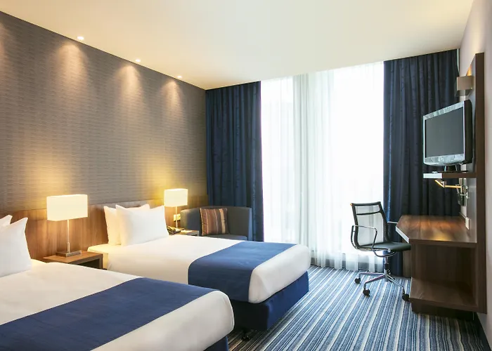 Holiday Inn Express Amsterdam - South By Ihg